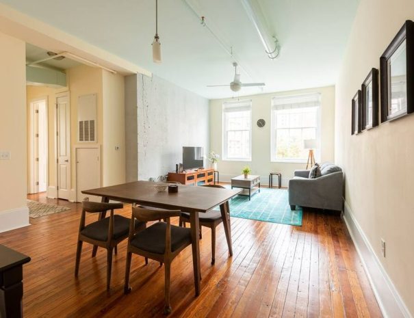 ImgHunt_Bookeddirectly_20260214_de07451f-261f-4170-b5ae-d01fc6e94b90